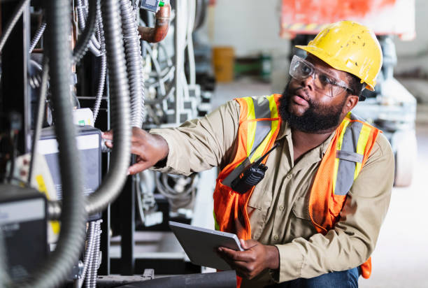 Best Local Electrician Companies  in Portsmouth, NH